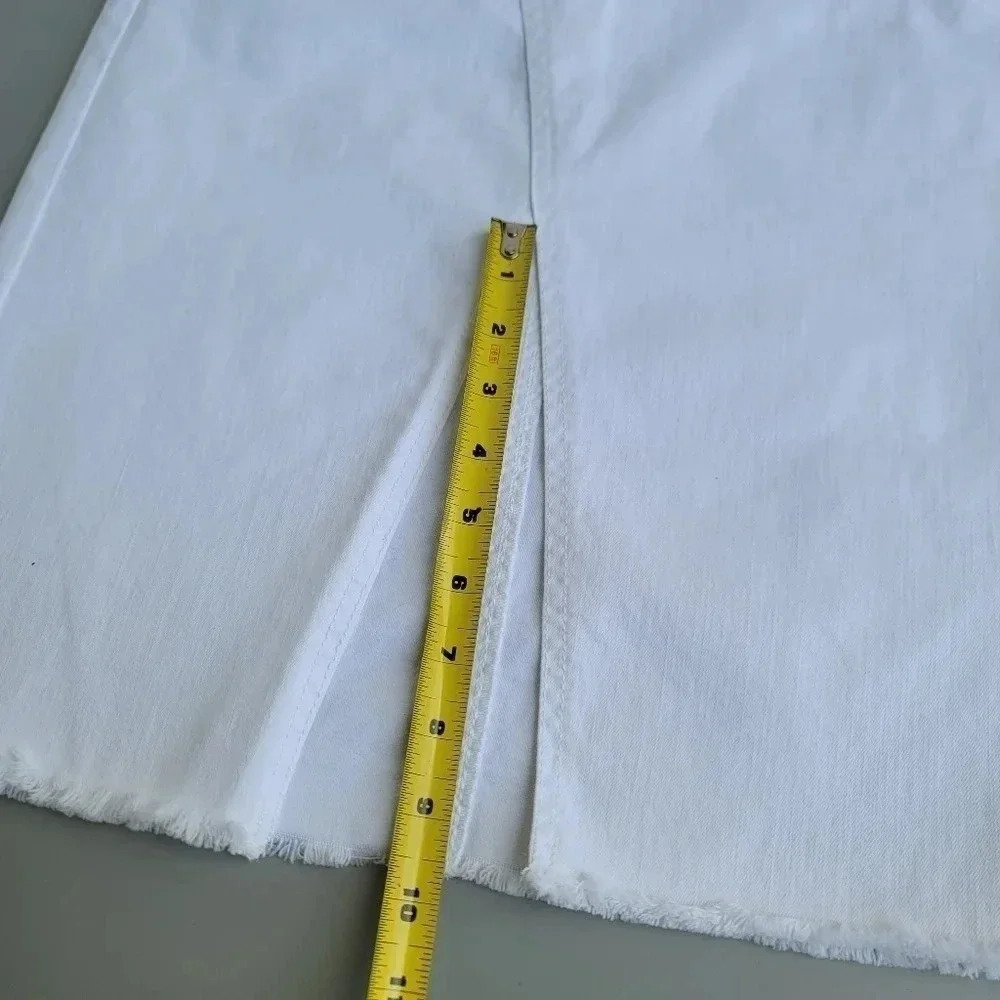 Womens Skirt Denim SO White Jean Stretch Frayed Hem Zip Plus Size-size 1 / 25W - Picture 3 of 10